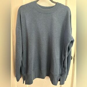 Women’s Kirkland Sweatshirt Size L